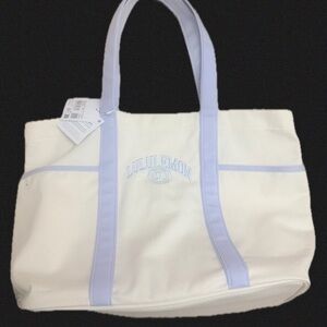 Lululemon- NWT Daily Multi-Pkt Canvas Tote *Collegiate